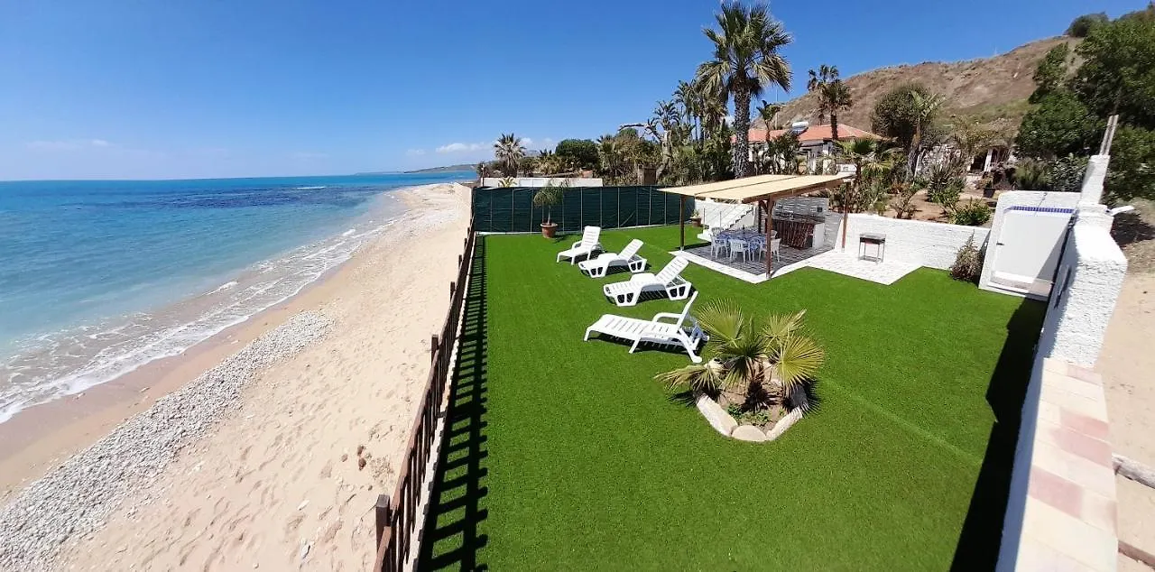Villa Regina Del Mare - Top Solarium And Garden contacts